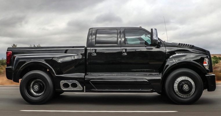 FORD F-650 SUPER DUTY CREW CAB