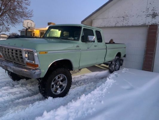 1978 Ford F-250 Super Cab 4x4 with a 400