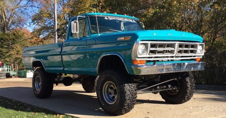 1972 Ford F100 4x4 showcasing a Potent 390ci Engine