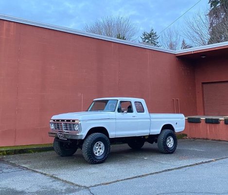 1975 Truck F250 Highboy: Dominating the Road with a Stroker 390 Engine