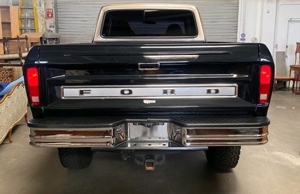 1976 Ford F350 Crew Cab with 7.3L Powerstroke