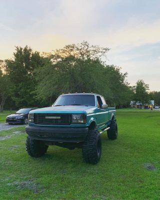 1995 Ford F-150 with 351W and 6.4 Bumper Swap