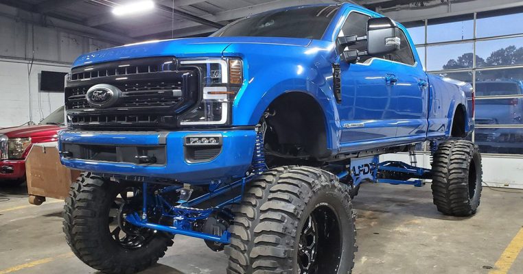 2020 Ford F-350 Super Duty Built by LFDP