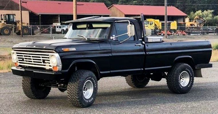 1967 Ford F-100 with a 428 Engine and 4-Speed