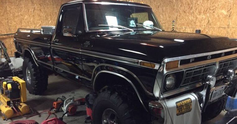 Blackie 1977 Ford F-250 Highboy with 400 Big Block