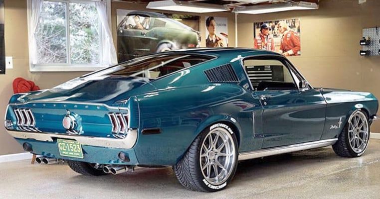 1968 Ford Mustang Fastback in Pacific Green