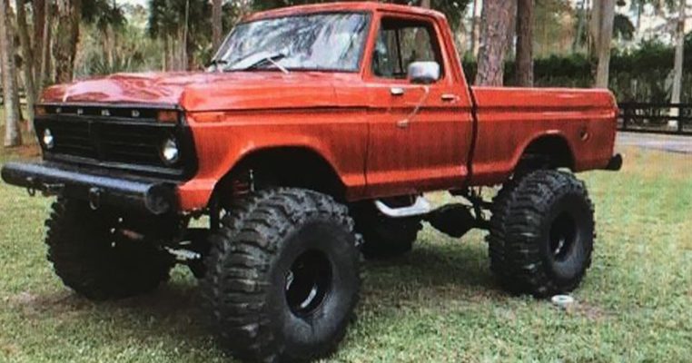 1974 Ford F100 "Knee High" 4x4