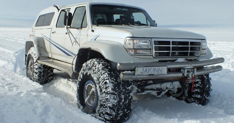 1997 Ford F-250 Crew Cab PowerStroke 7.3L V8 on 49-inch Tires
