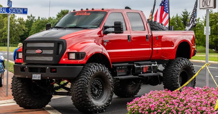 Ghost Ship' Ford F-650 with 54s