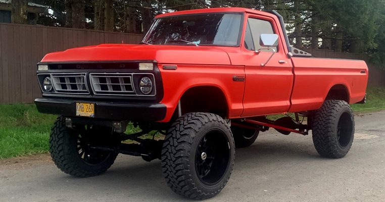 1976 Ford F250 Highboy With a 700 HP