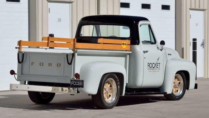 Nostalgia Revived - Exploring the 1953 Ford F100 Pickup 239 CI, 3-Speed