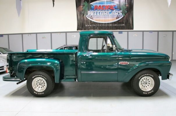 1966 Ford F100 Twin I Beam Side Step: Restored with a 360 Engine