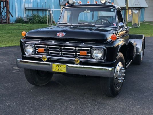 1964 FORD F750 WITH 330 MD V8 FE RWD